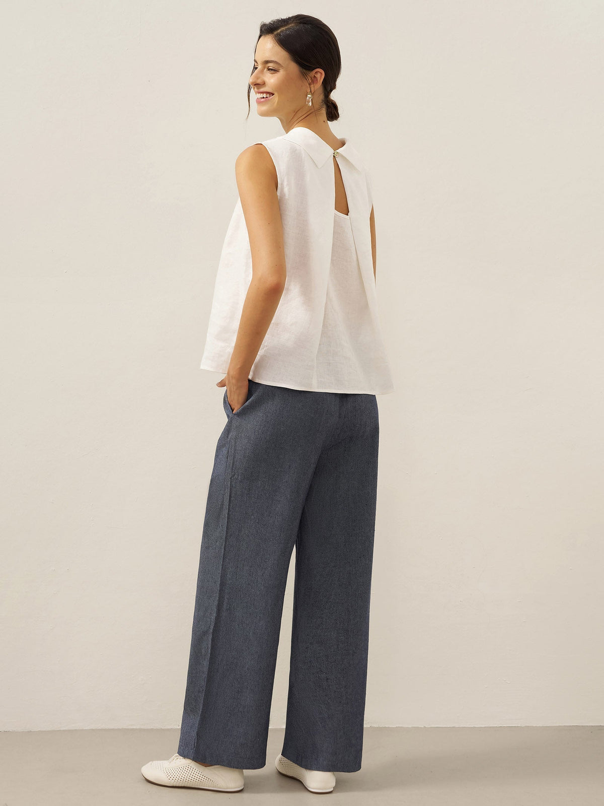Women's 100% Linen Sleeveless Blouse - Stand Collar Top