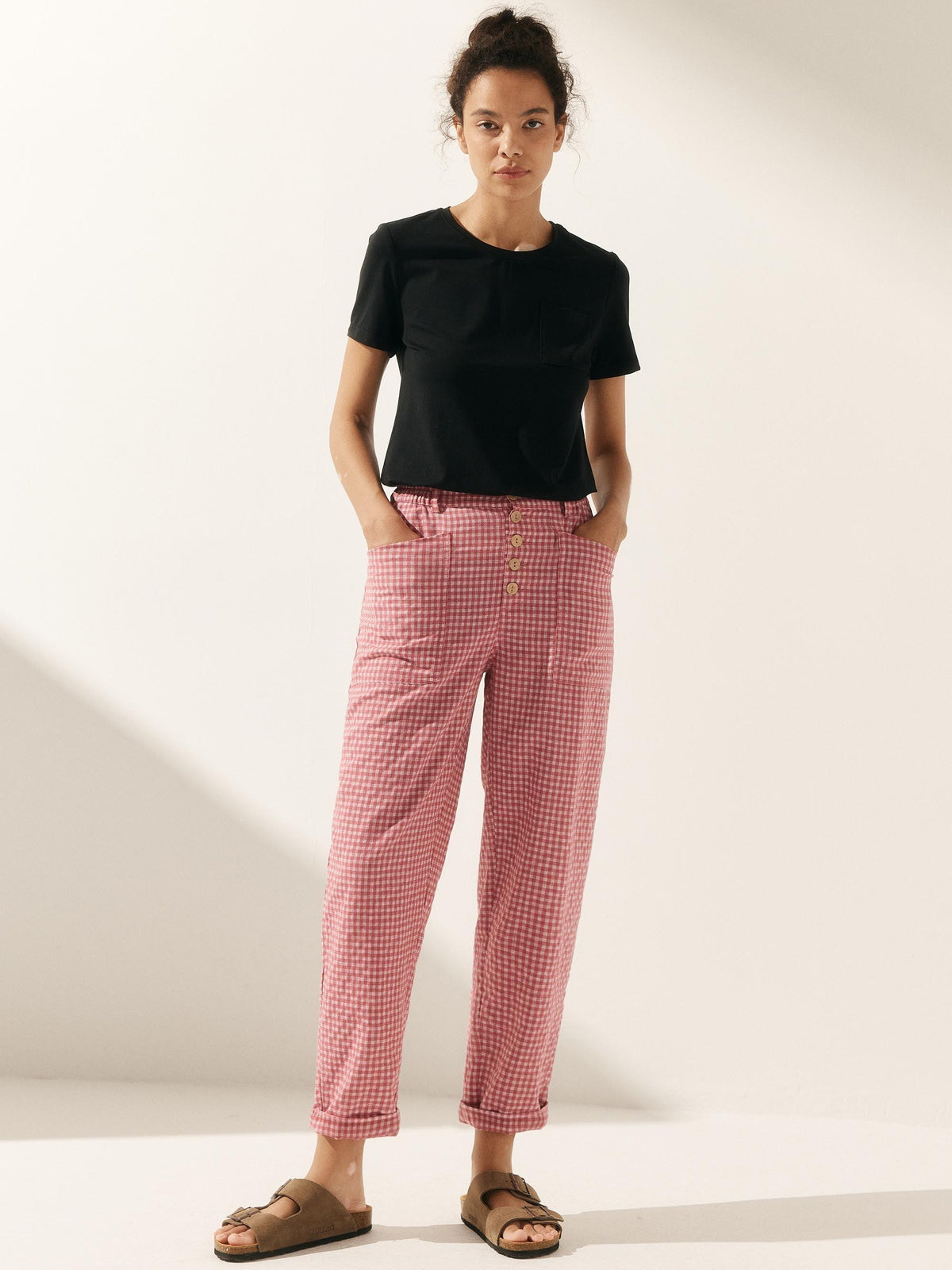 Women's Linen Blend Straight Leg Trousers - Patch Pockets