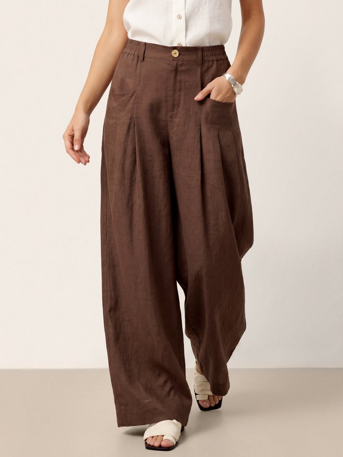 Women's Linen Wide Leg Pants with Welt Pockets - High Rise
