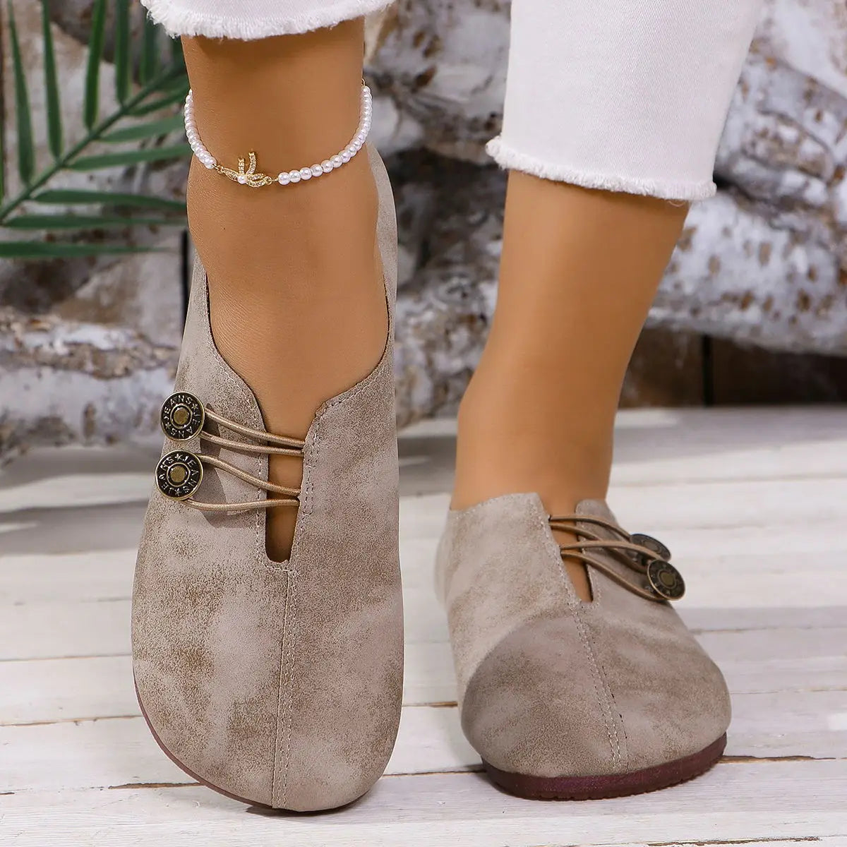 Women's Retro Metal Accent Loafers - Round Toe Slip-On Flats