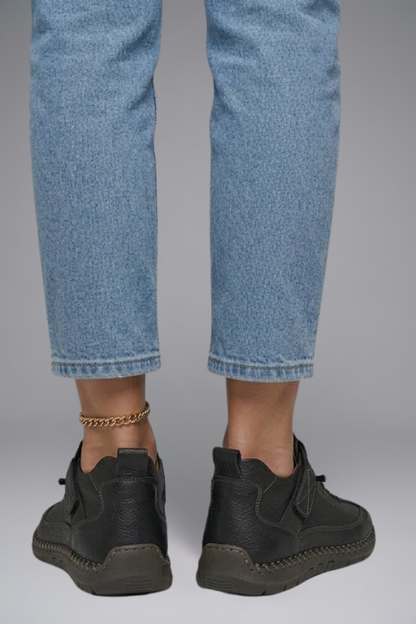 Women's Leather Slip-On Trainers - Elastic Panel EVA Sneaker