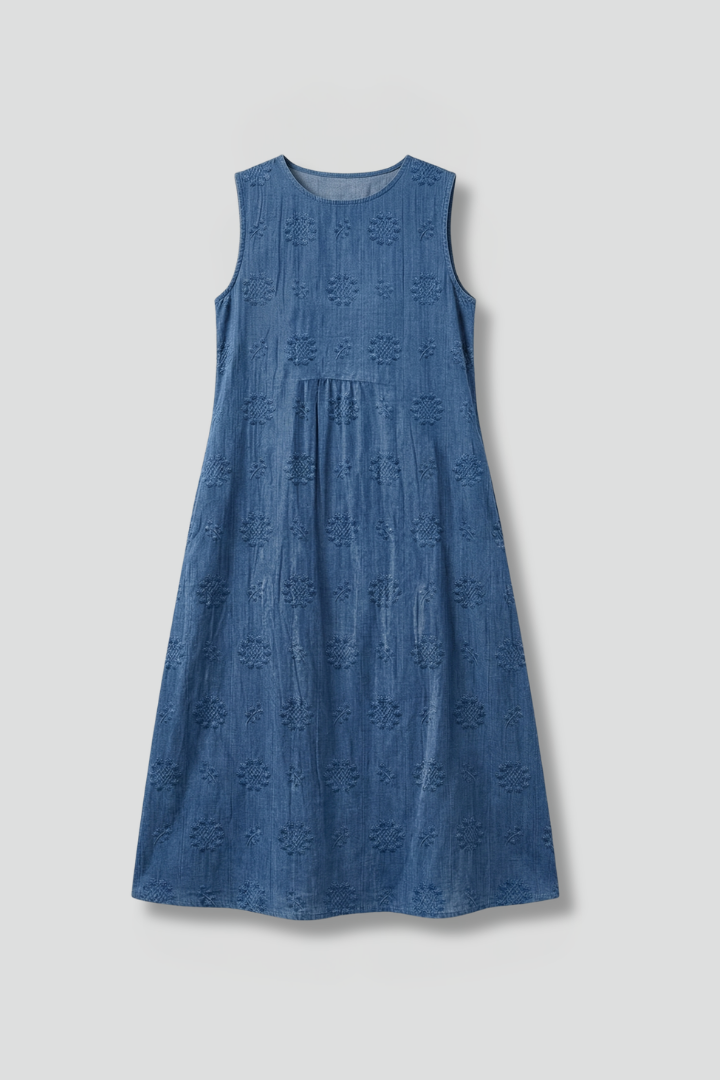 Women's Sleeveless Midi Dress - Round Neck Pockets Textured