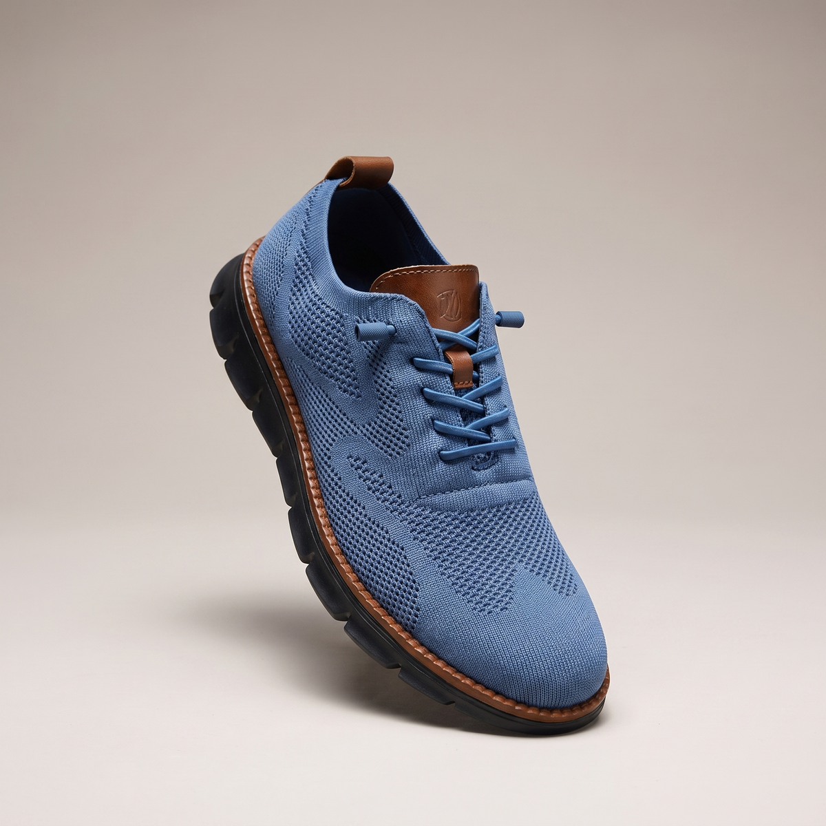 Orthopedic Sneakers with Arch Support - Sporty Walking Shoes
